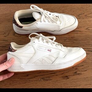 Reebok Women's Club MEMT Sneaker.